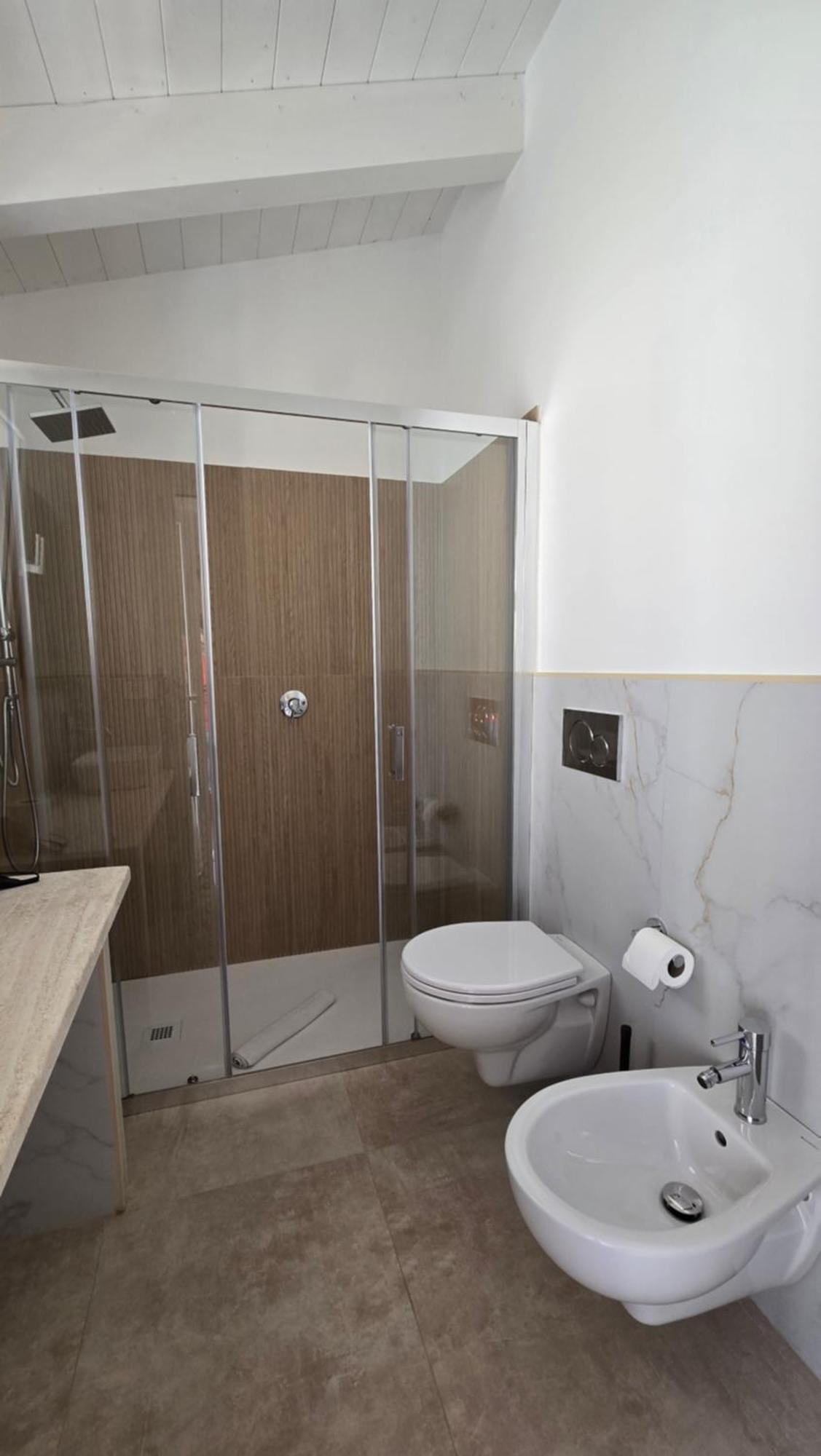 Bullerjanos Hotell Olbia Exteriör bild