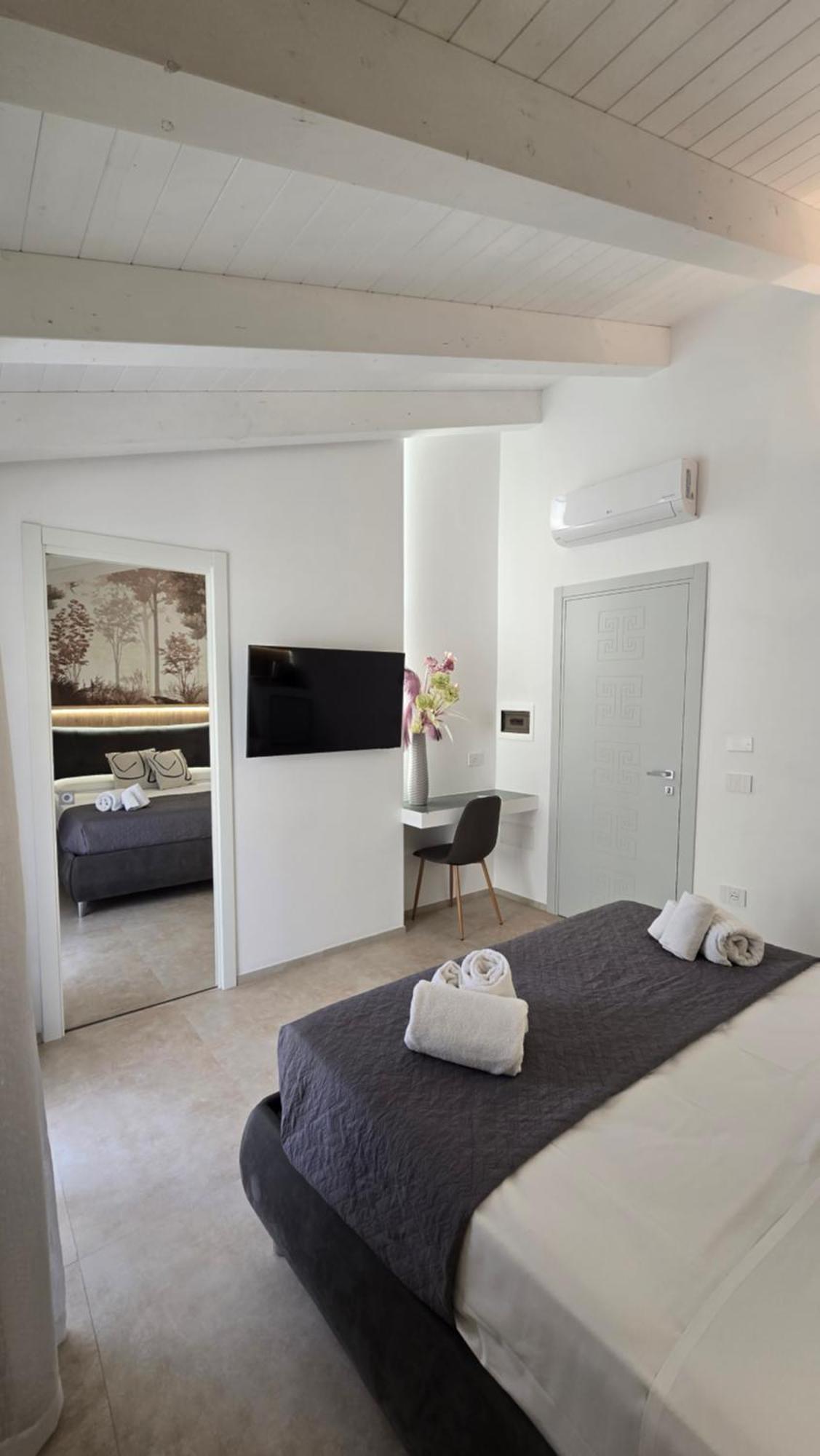 Bullerjanos Hotell Olbia Exteriör bild